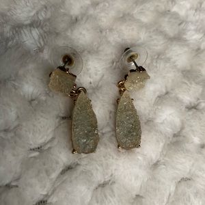 Dangle earrings